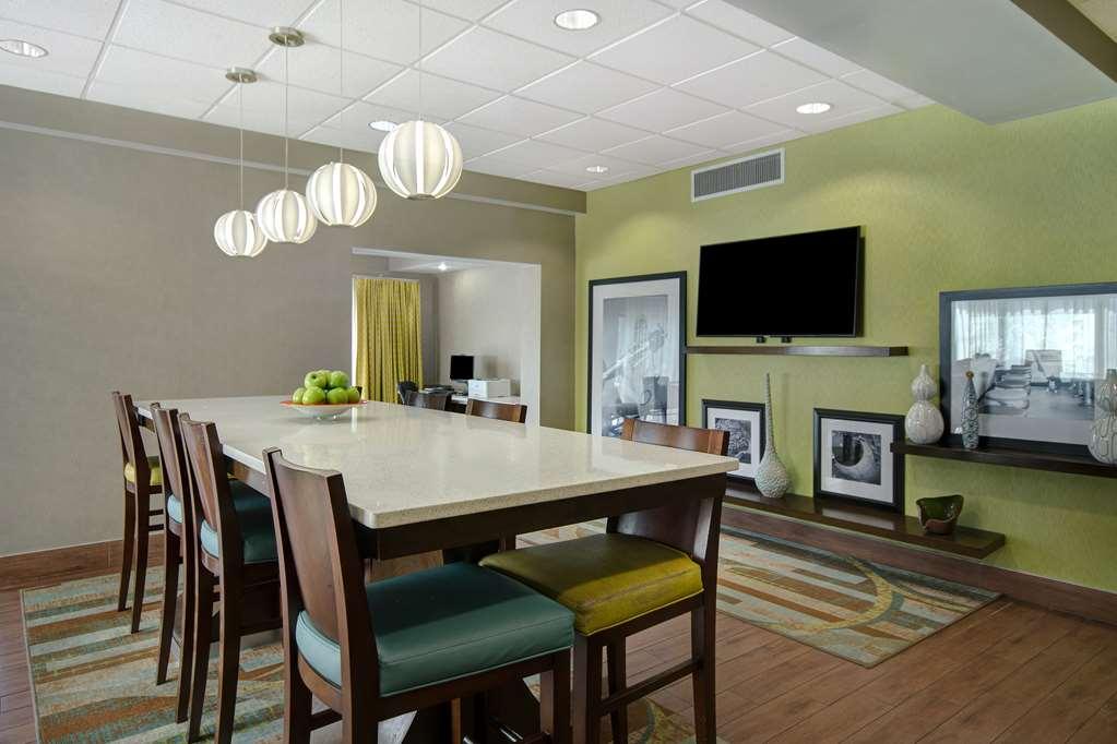 Hampton Inn Huntsville-Arsenal/South Parkway Interior photo